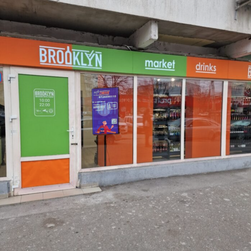 Reteaua Digitala DOOH Indoor - Brooklyn Drinks Market – Str. Bahluiului nr. 16 Ploiești